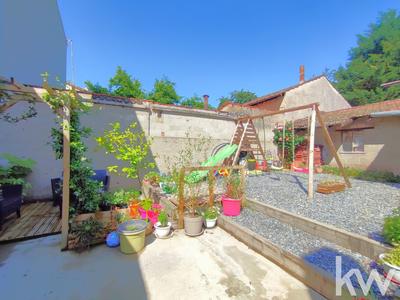 Maison - 105 m² - 4 pièces
