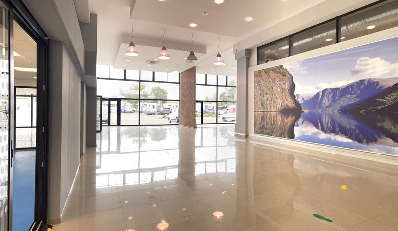 Local commercial - 1 150 m²