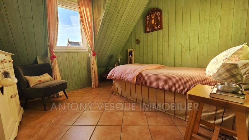 Maison - 151 m² - 7 pièces