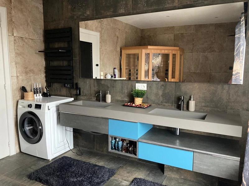 Appartement - 128 m² - 5 pièces