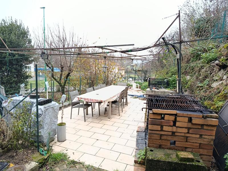 Maison - 200 m² - 6 pièces