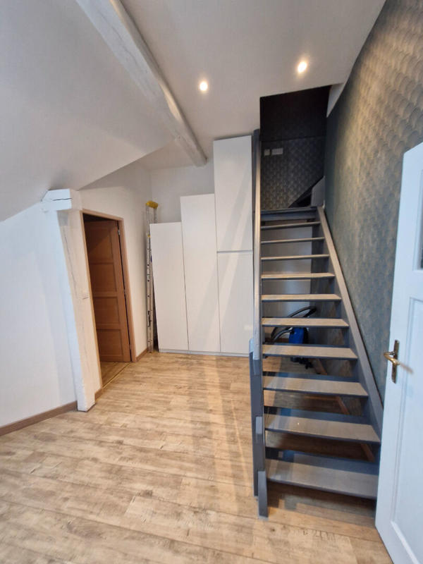 Appartement - 181 m² - 5 pièces