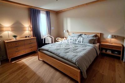 Maison - 250 m² - 10 pièces