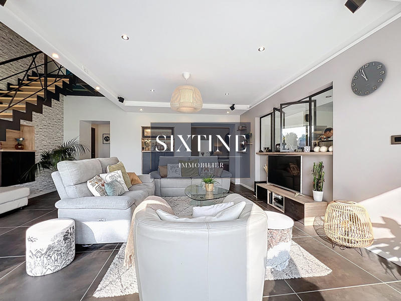 Ferme - 302 m² - 8 pièces