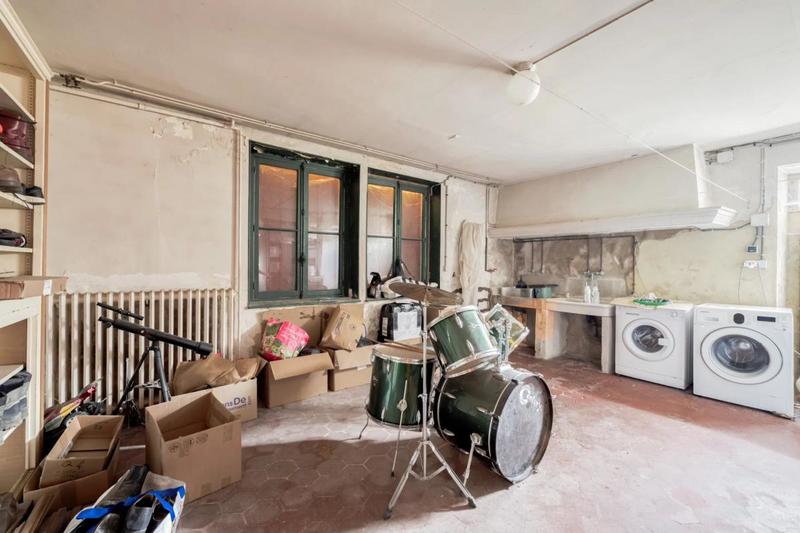 Maison de maîtres - 246 m² - 10 pièces