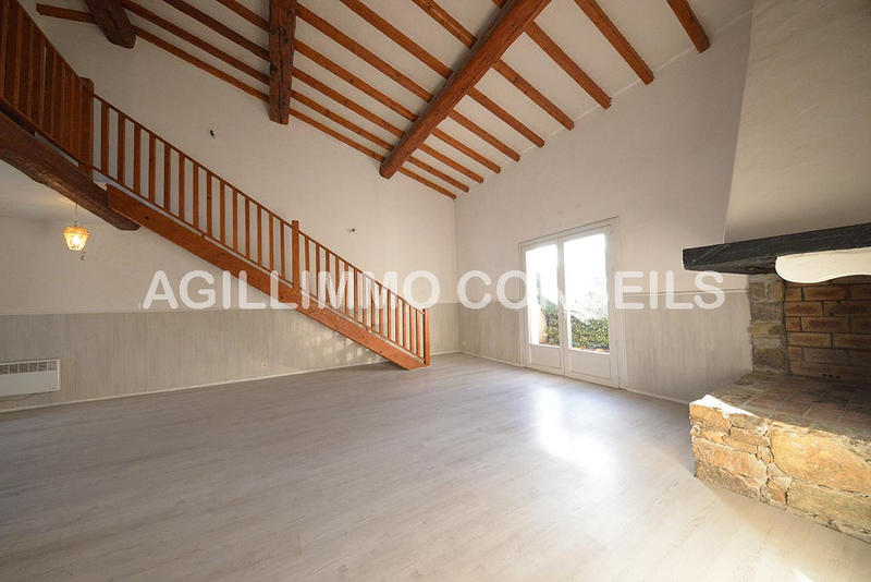 Villa - 100 m² - 5 pièces