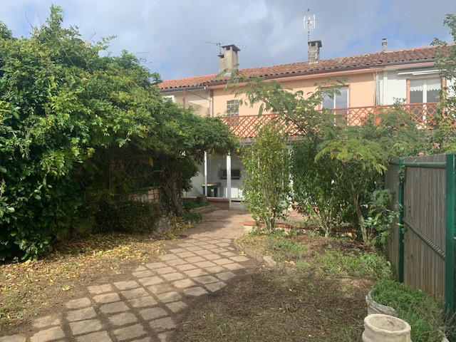 Maison de ville - 120 m² - 5 pièces