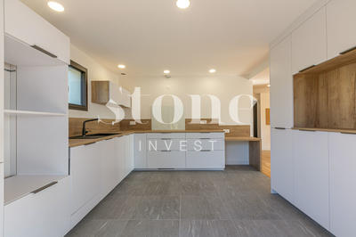 Maison - 294 m² - 10 pièces