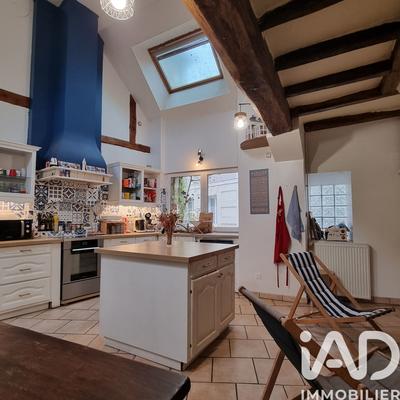 Maison - 148 m² - 6 pièces