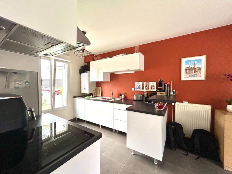 Maison - 93 m² - 4 pièces