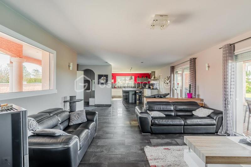 Maison - 190 m² - 7 pièces