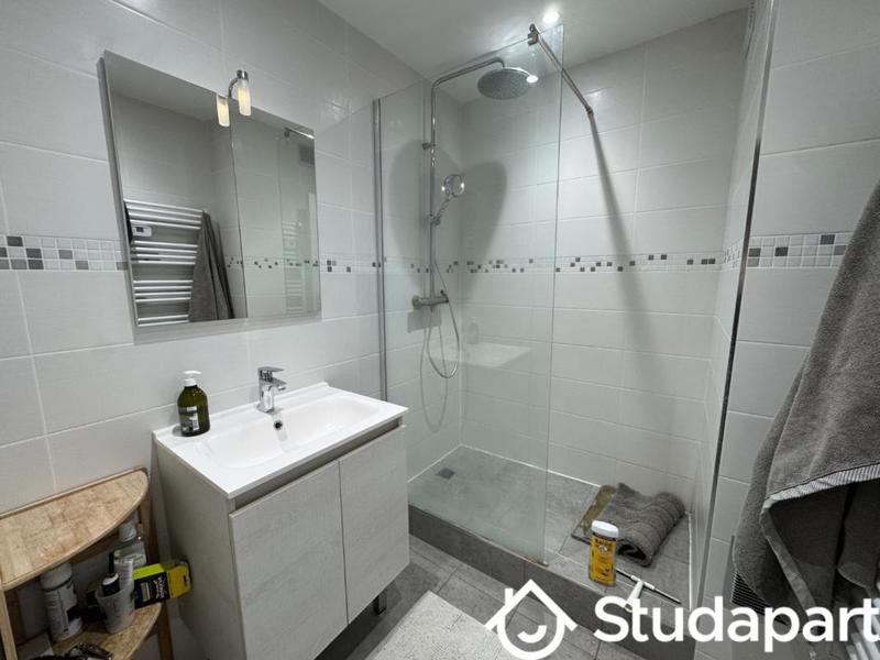 Chambre - 21 m² - 1 pièce