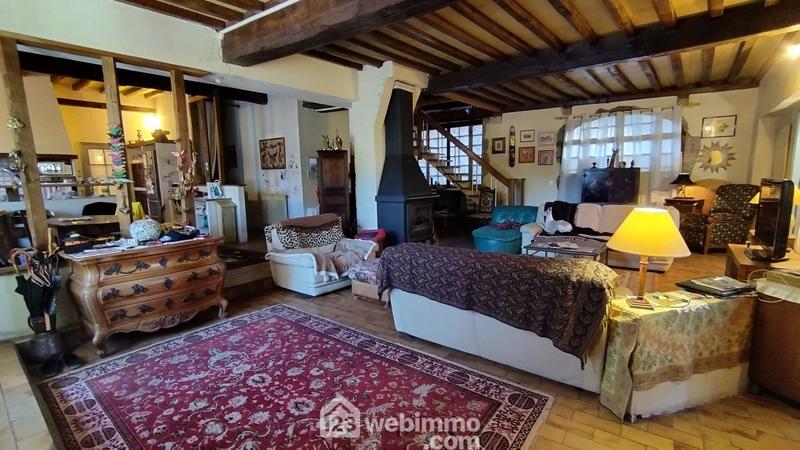 Maison - 310 m² - 10 pièces