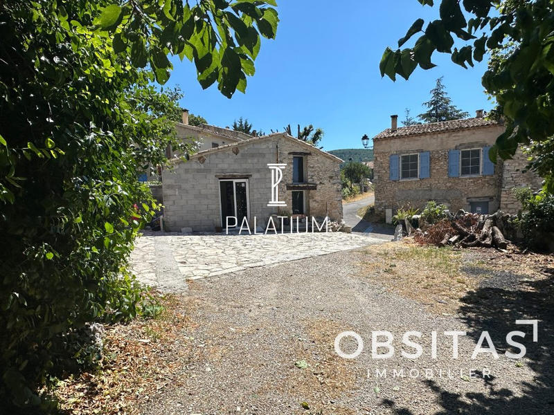 Maison - 169 m² - 7 pièces