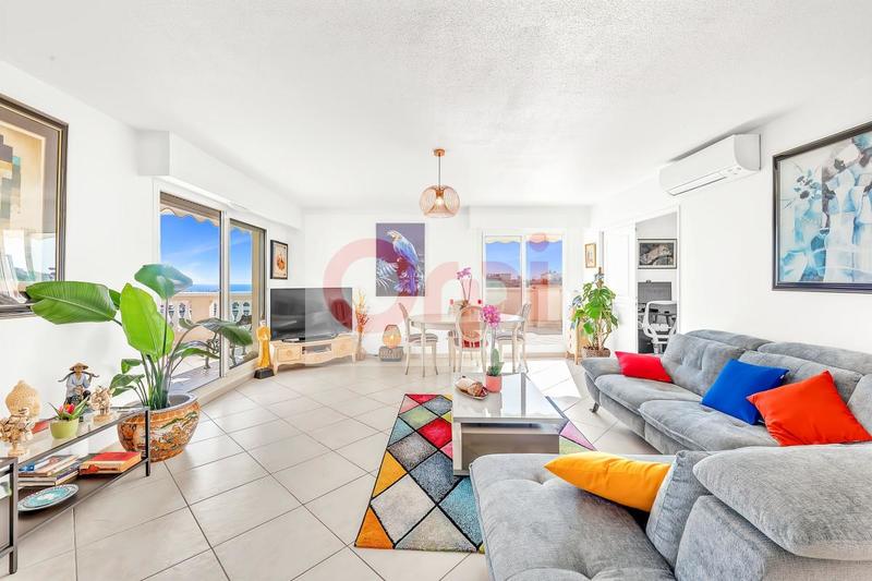 Penthouse - 98 m² - 4 pièces