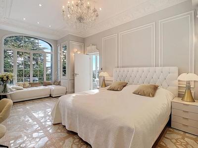 Appartement - 121 m² - 4 pièces