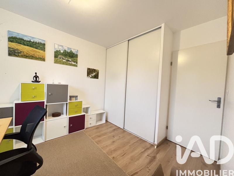 Appartement - 90 m² - 4 pièces