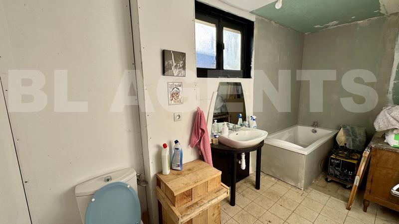 Maison de village - 150 m² - 12 pièces