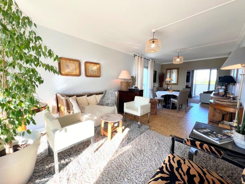 Appartement - 93 m² - 4 pièces