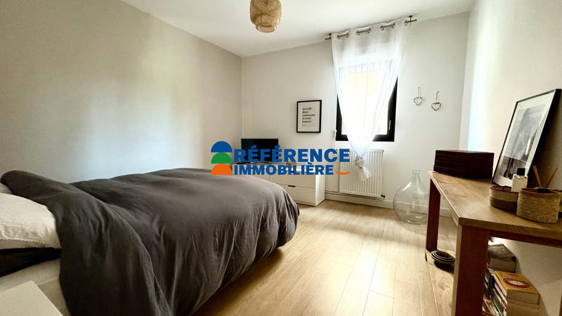 Appartement - 79 m² - 3 pièces