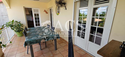 Maison - 177 m² - 8 pièces