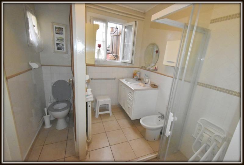 Maison - 181 m² - 7 pièces