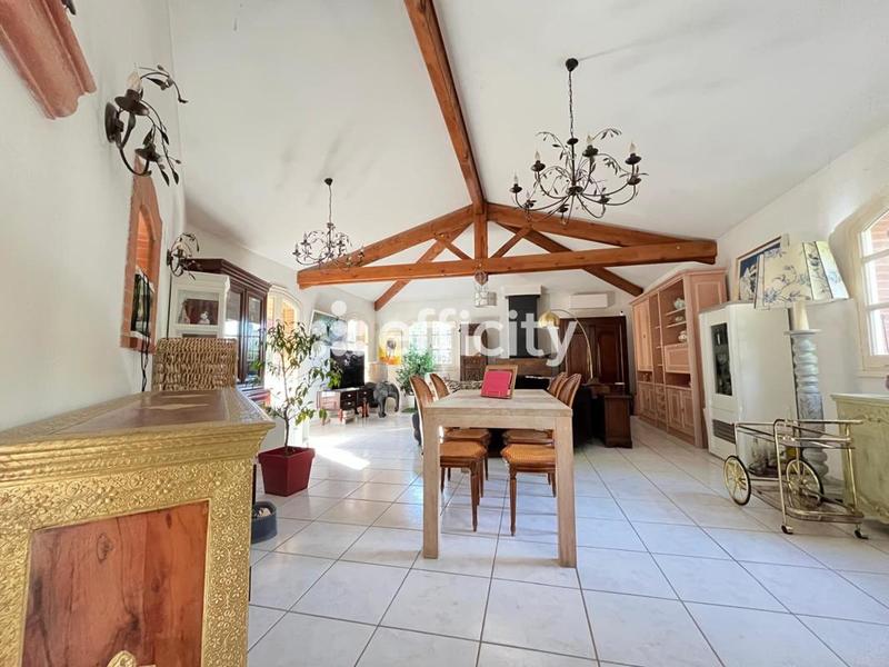 Maison - 163 m² - 6 pièces