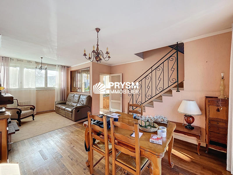 Maison traditionnelle - 76 m² - 4 pièces