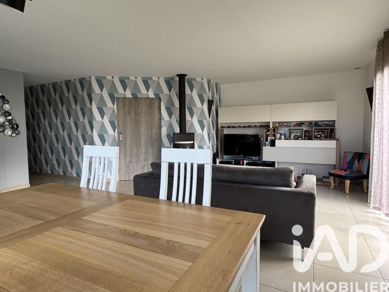 Maison - 102 m² - 5 pièces