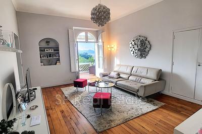 Appartement - 92 m² - 4 pièces