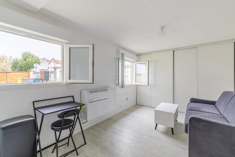 Studio - 17 m² - 1 pièce