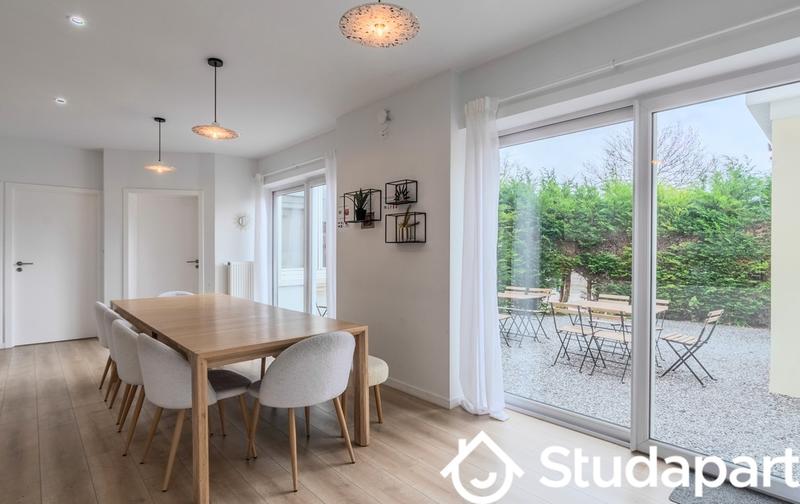 Chambre - 11 m² - 1 pièce