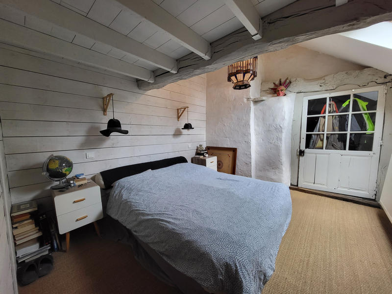 Propriété - 260 m² - 7 pièces