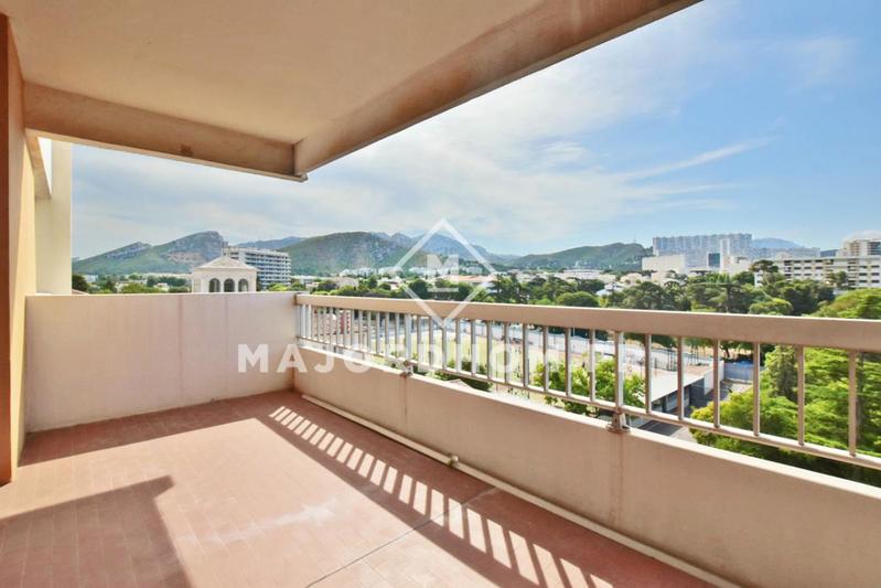 Appartement - 80 m² - 3 pièces