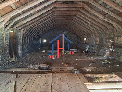 Ferme - 300 m² - 1 pièce