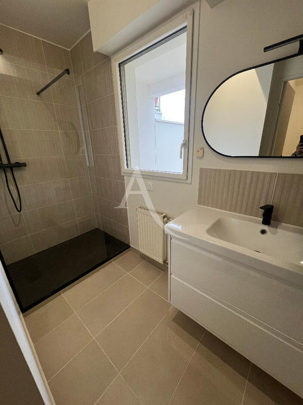 Appartement - 72 m² - 3 pièces