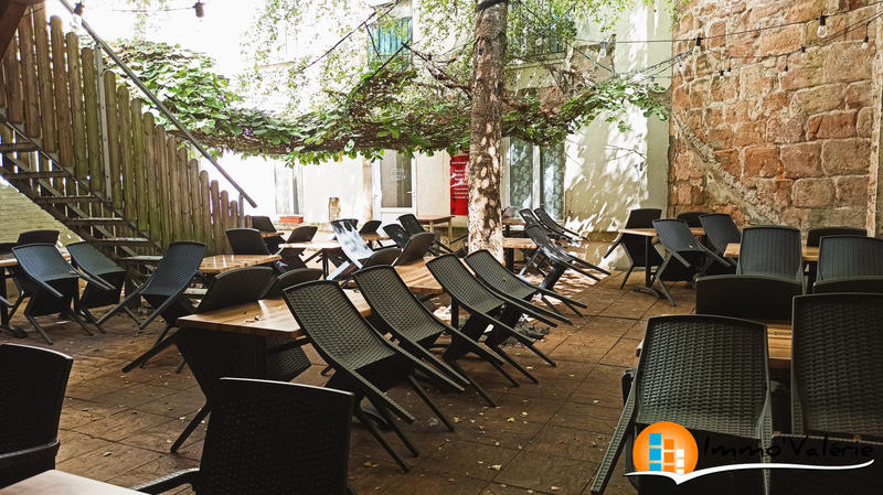 Fonds de commerce - Hôtellerie / Restauration - 240 m²