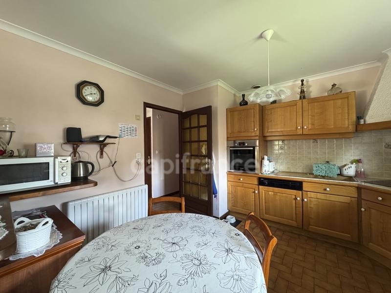 Maison - 182 m² - 7 pièces