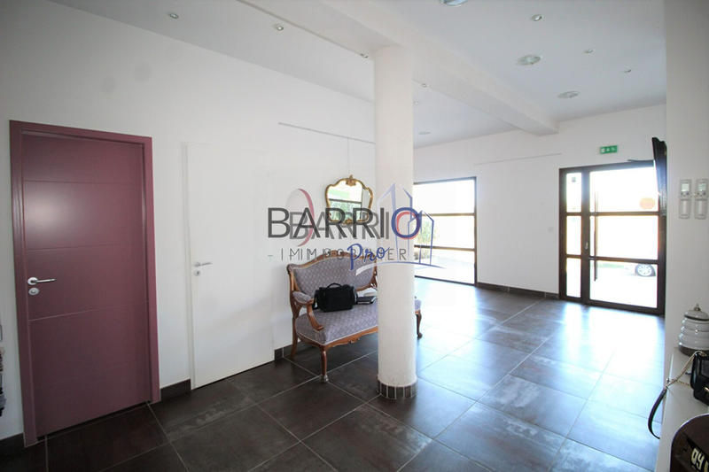 Bureau - 225 m² - 6 pièces