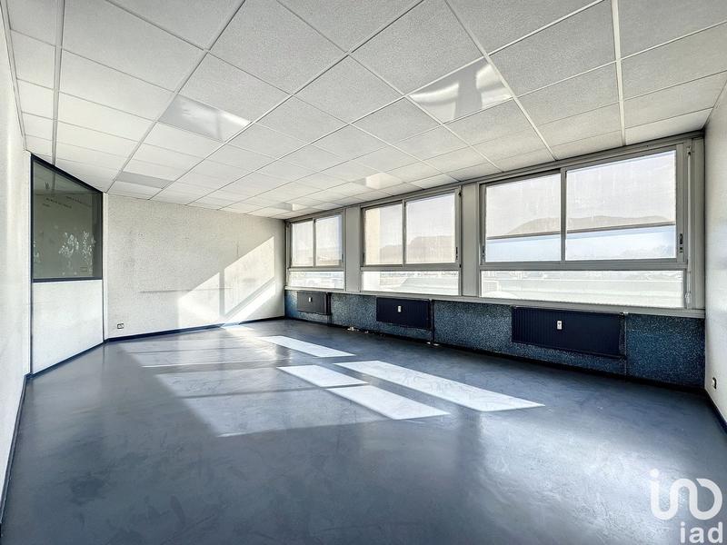 Bureau - 321 m²