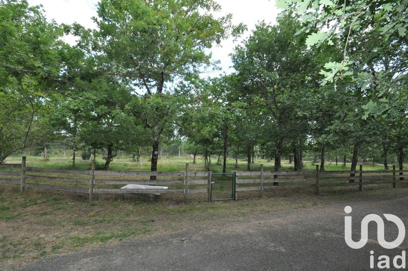 Maison - 260 m² - 10 pièces