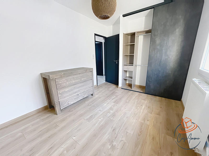 Maison - 93 m² - 4 pièces