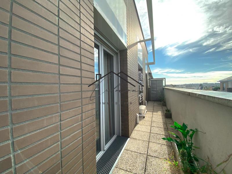 Appartement - 105 m² - 5 pièces