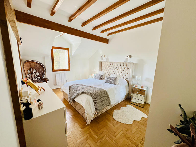 Maison - 196 m² - 8 pièces