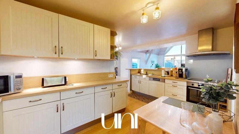 Maison - 158 m² - 7 pièces