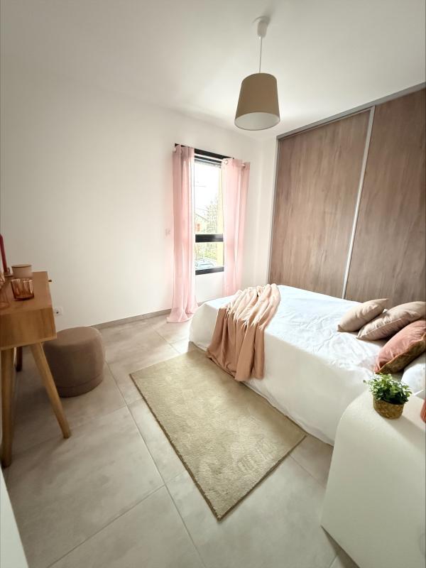 Appartement - 83 m² - 4 pièces