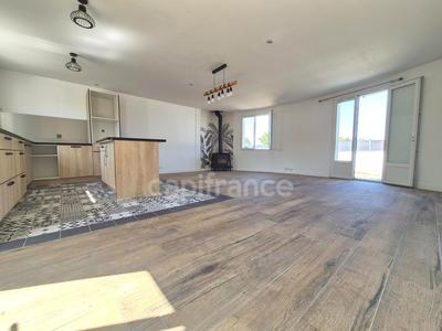 Maison - 92 m² - 4 pièces