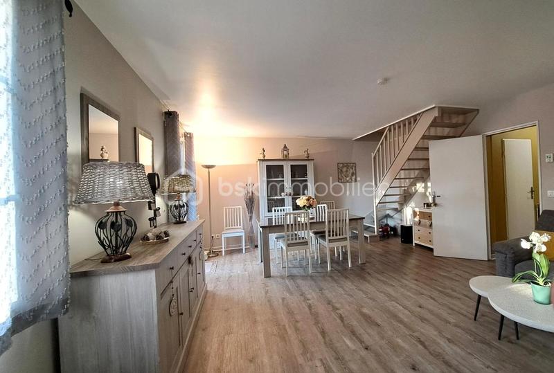 Maison - 92 m² - 4 pièces