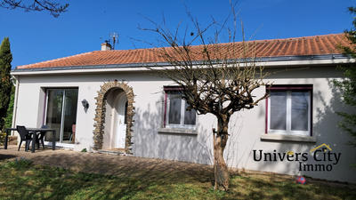 Maison - 101 m² - 6 pièces