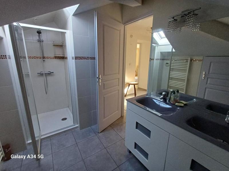 Maison - 158 m² - 8 pièces